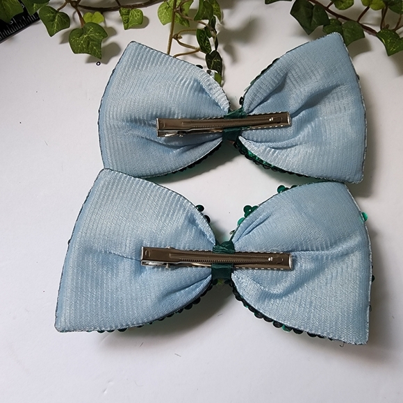 2 Girl's Mermaid Flip Sequin Green Hair Bow Clips New - Picture 4 of 5